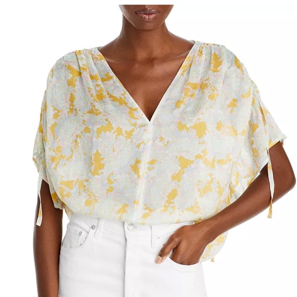 NWT VINCE Lotus Ruched Silk Floral Blouse Ladies Size Small - Picture 10 of 16